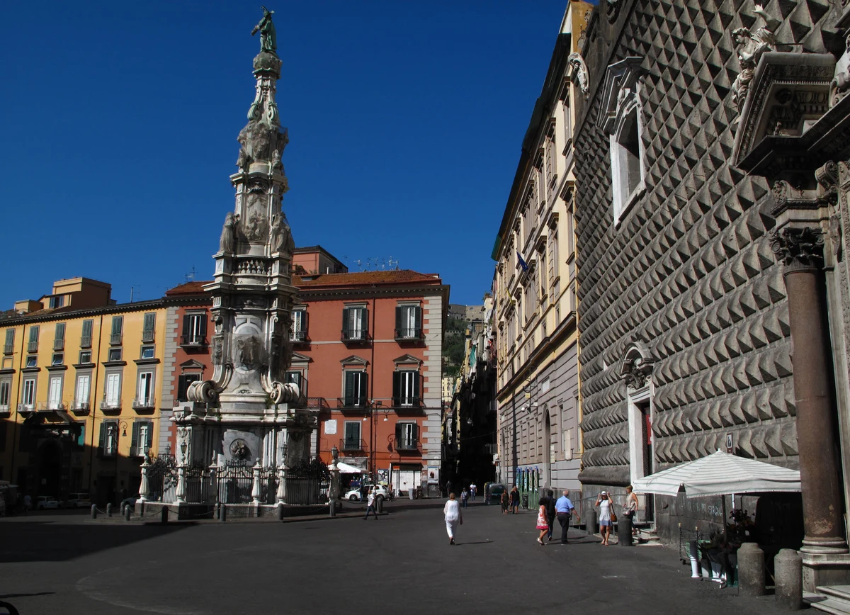 Piazza del Gesù Nuovo